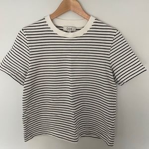 COS Tshirt